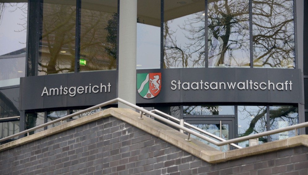 Justizia | Amtsgericht | Staatsanwaltschaft - bild von https://profiles.google.com/m.feseker | Rechte: http://creativecommons.org/licenses/by-nd/3.0/