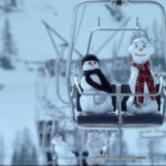 Schneemann fährt Seilbahn (c) Zurich Versicherung