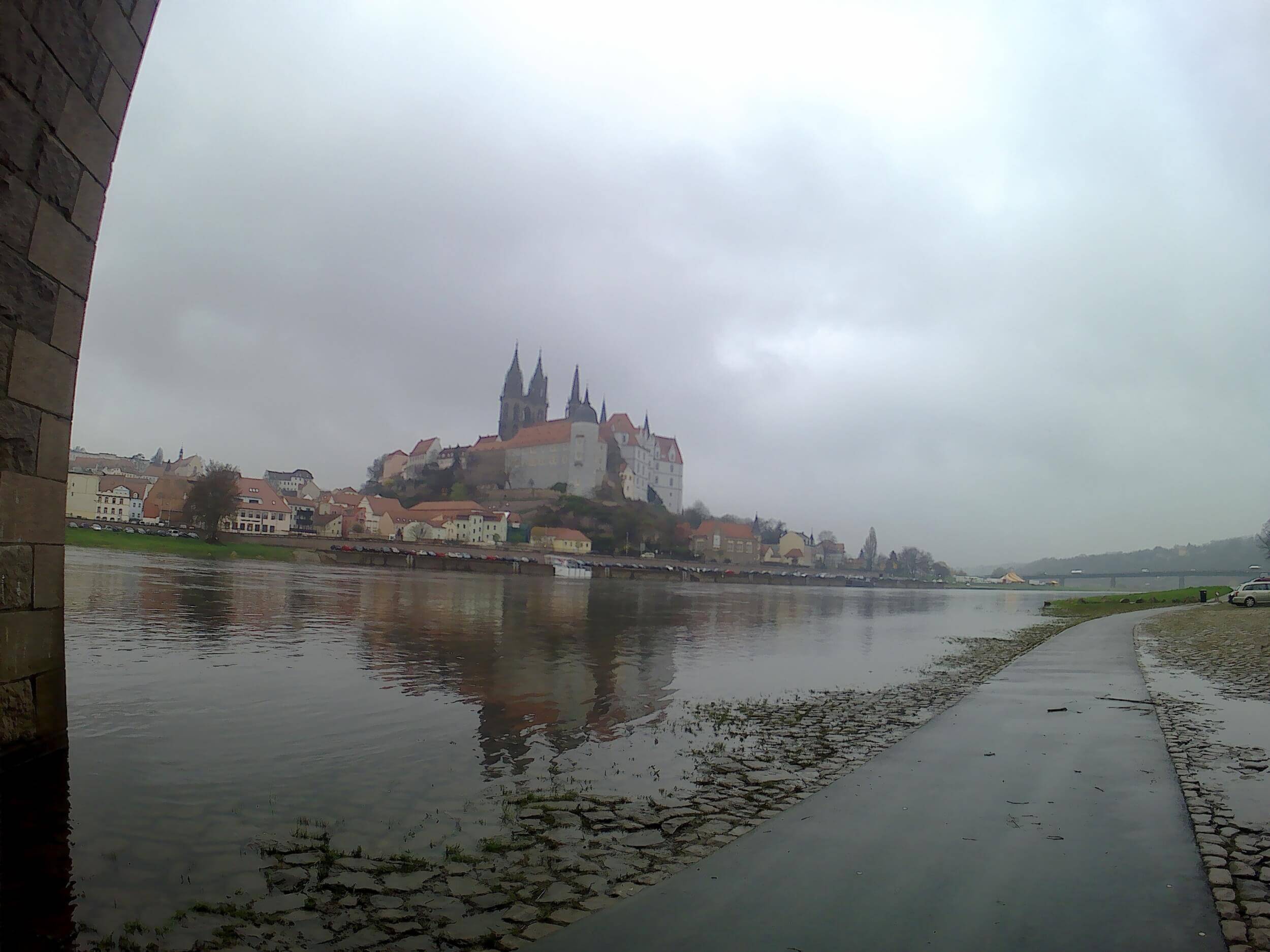 An der Elbe in Meißen (c) familienfreund.de